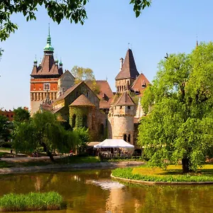 Jozsefh Budapest